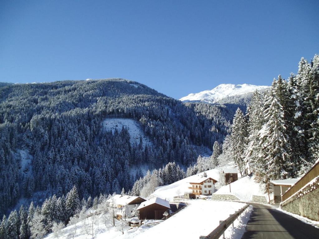Gastehaus Rieser Hotel Ried im Zillertal Cameră foto